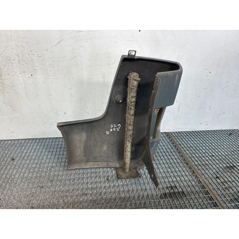 Crosse arriere droit RENAULT TRAFIC 2 Photo n°1
