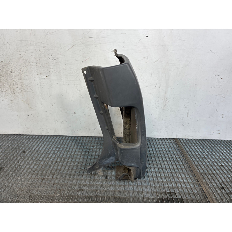 Crosse arriere droit RENAULT TRAFIC 2 Photo n°3