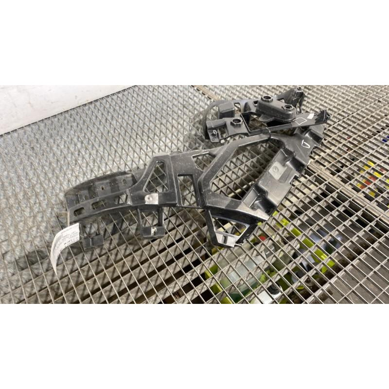 Support de pare chocs arriere PEUGEOT 5008 2 Photo n°4