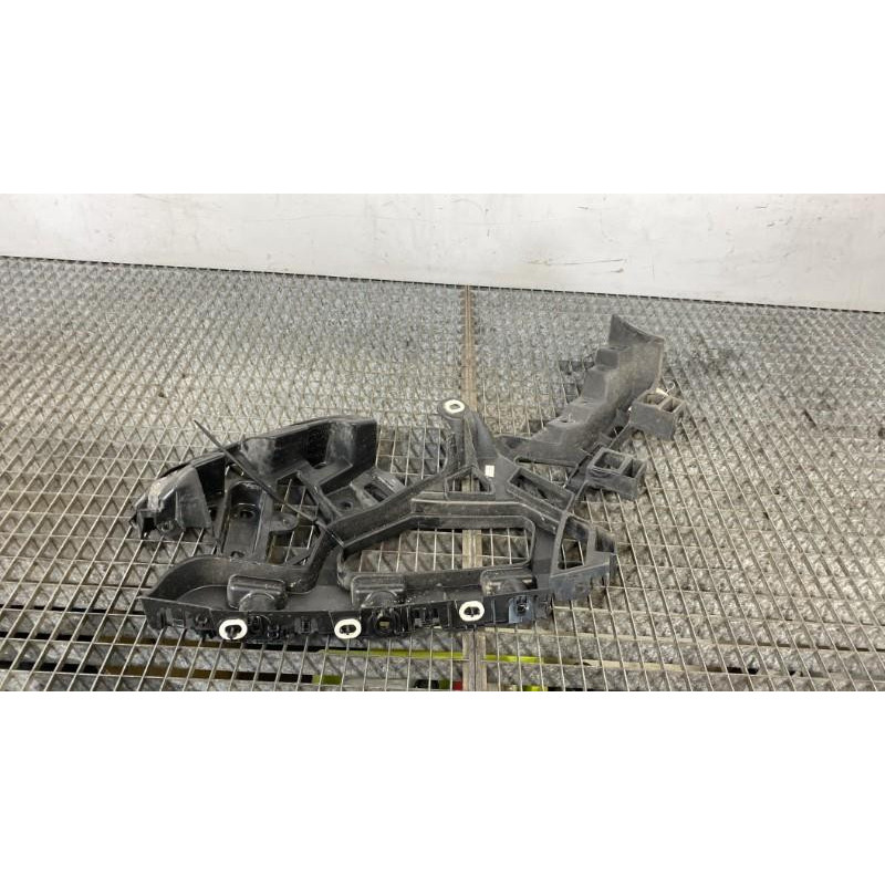 Support de pare chocs arriere PEUGEOT 5008 2 Photo n°6