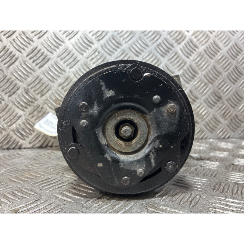 Compresseur clim RENAULT TRAFIC 2 Photo n°3