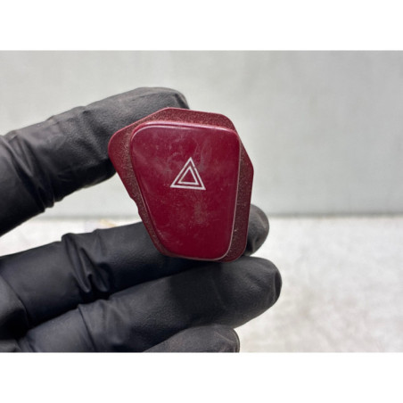 Bouton de warning PEUGEOT 607