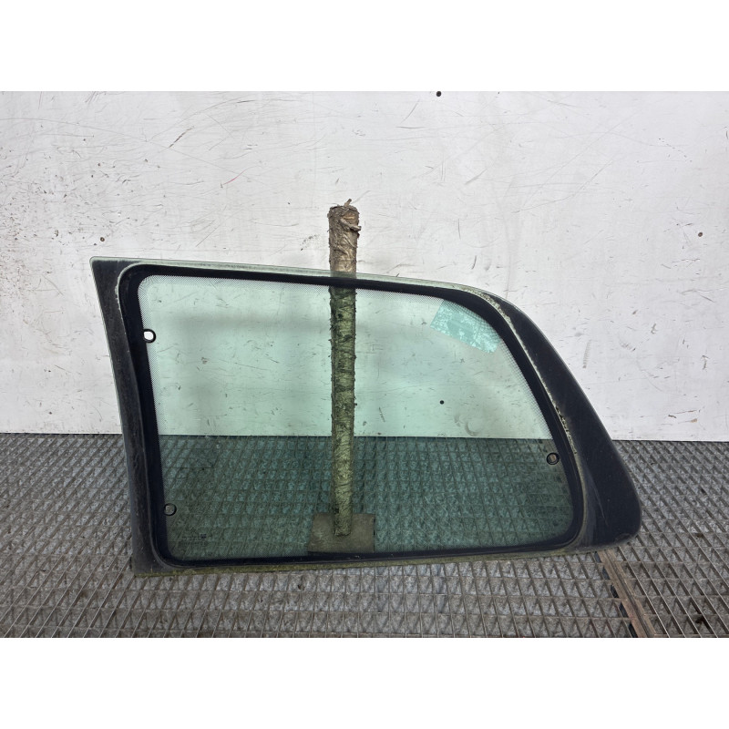 Custode arriere droit CITROEN SAXO Photo n°1
