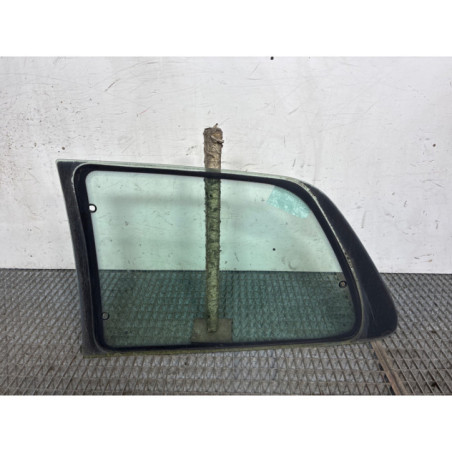 Custode arriere droit CITROEN SAXO Photo n°1