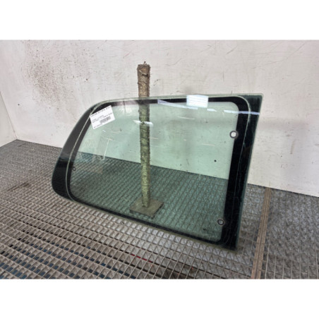Custode arriere droit CITROEN SAXO