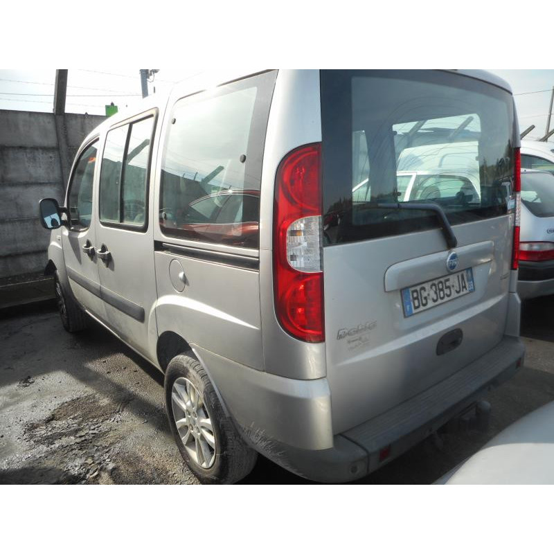 Crosse arriere droit FIAT DOBLO 1 Photo n°6