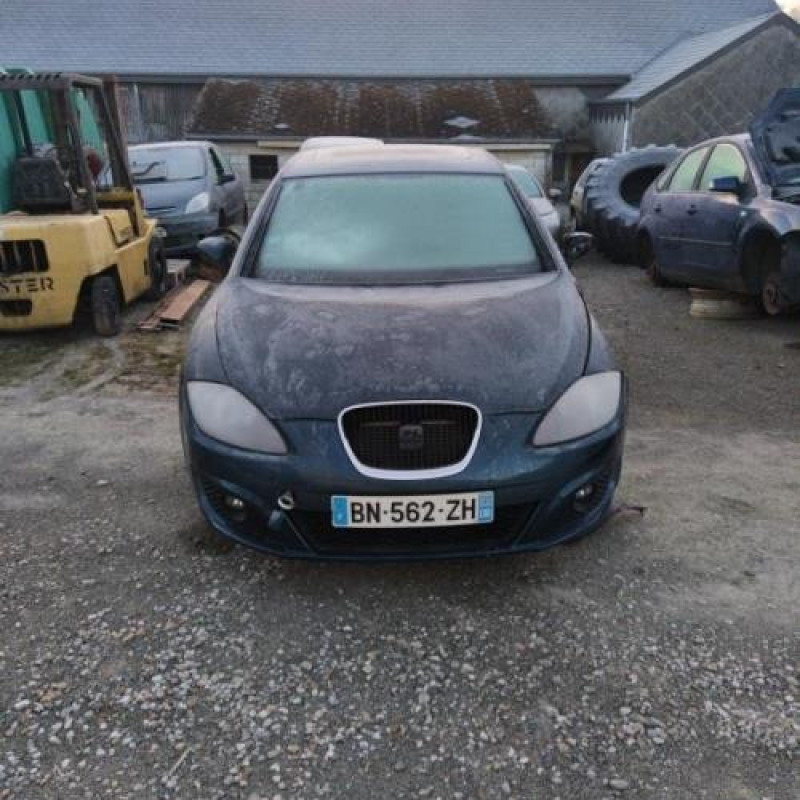 Moteur essuie glace avant droit SEAT LEON 2 Photo n°4