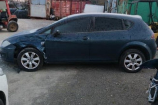 Moteur essuie glace avant droit SEAT LEON 2
