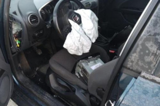 Moteur essuie glace avant droit SEAT LEON 2