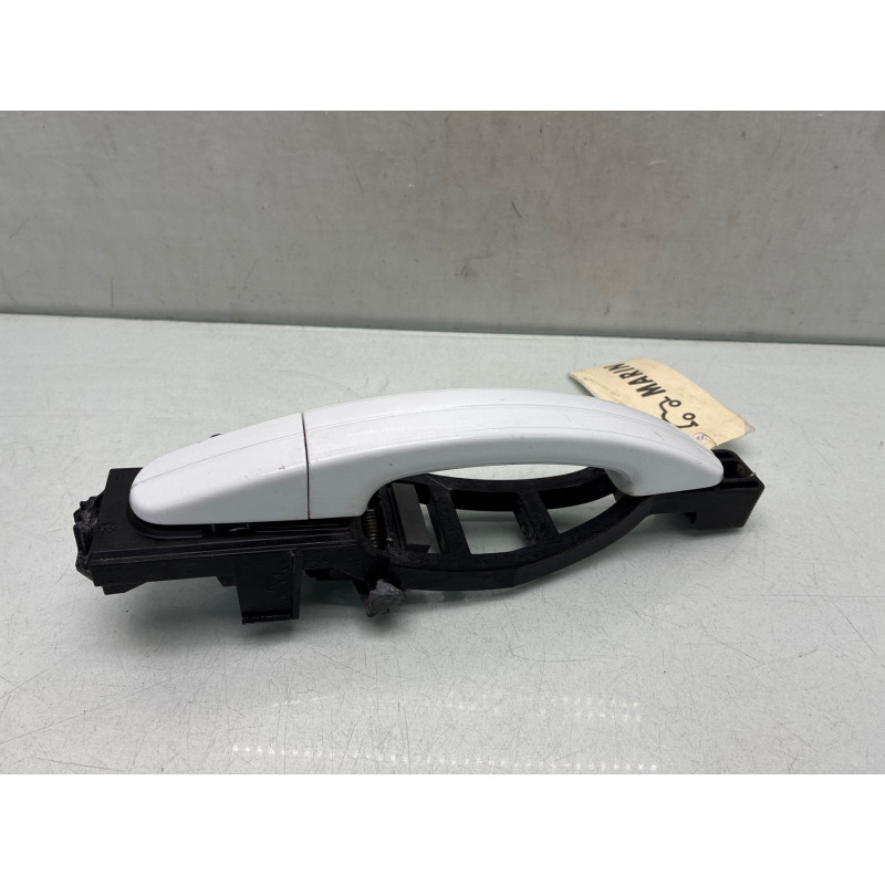 Poignee porte avant droit FORD KUGA 1 Photo n°2