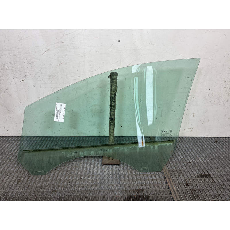 Vitre avant droit FORD KUGA 1 Photo n°3