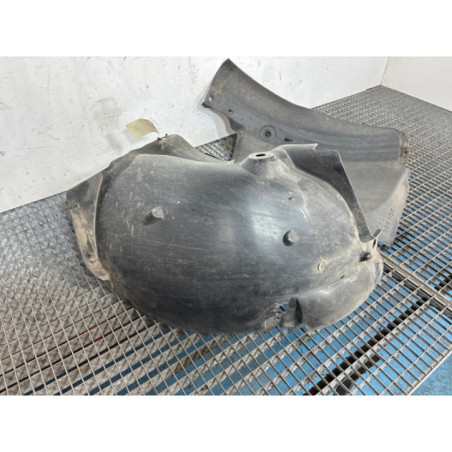 Pare boue avant gauche RENAULT CLIO 3