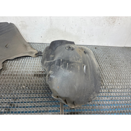 Pare boue avant droit RENAULT CLIO 3 Photo n°1
