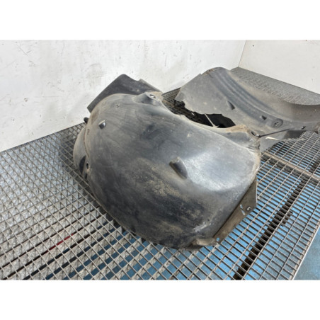 Pare boue avant droit RENAULT CLIO 3