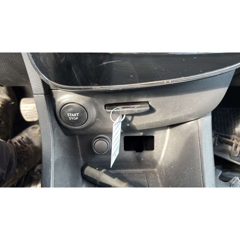 Vase de lave glace RENAULT CLIO 4 Photo n°20