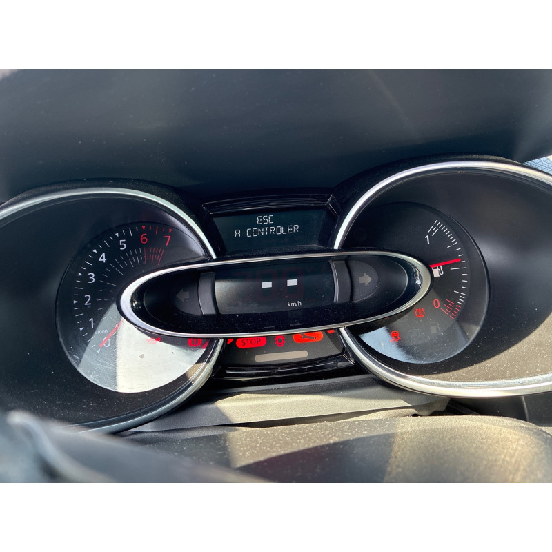 Plage arriere RENAULT CLIO 4 Photo n°8