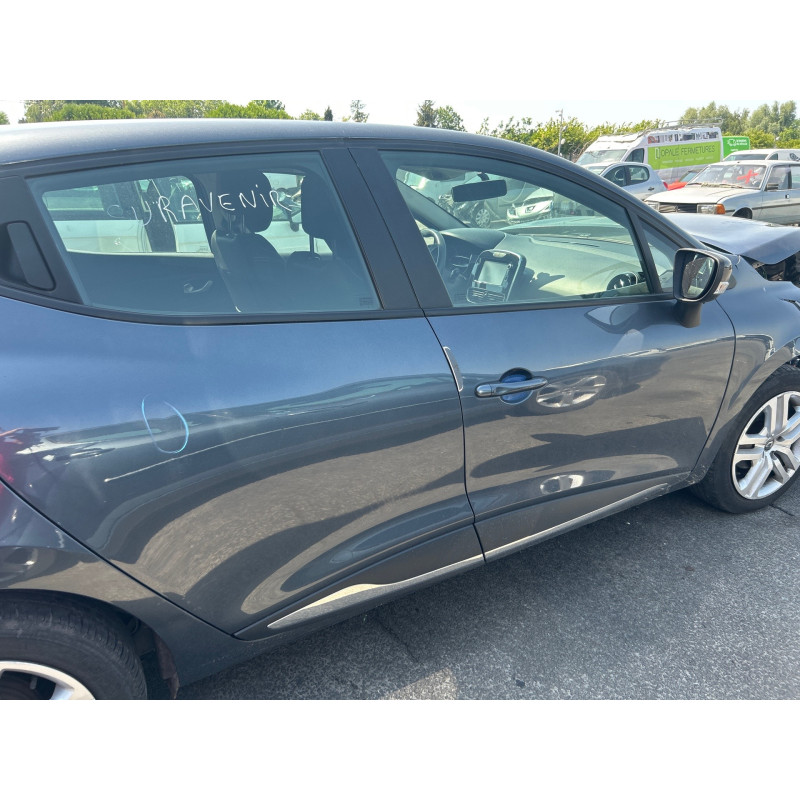 Plage arriere RENAULT CLIO 4 Photo n°13