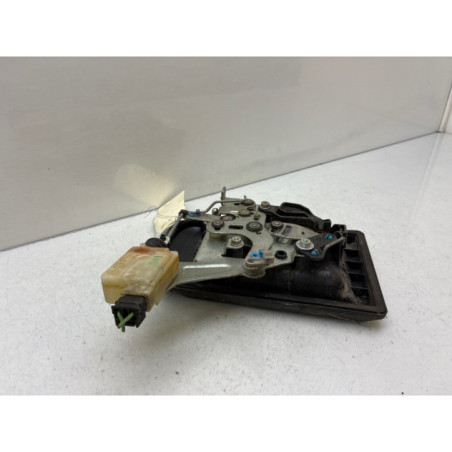 Poignee porte coffre droit IVECO DAILY 4