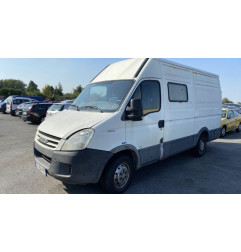 Poignee porte coffre droit IVECO DAILY 4