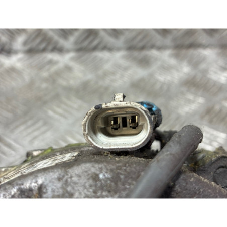 Compresseur clim OPEL ADAM Photo n°1