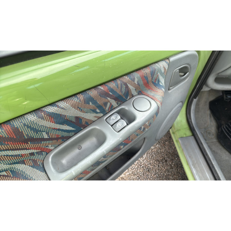 Serrure avant gauche RENAULT TWINGO 1 Photo n°13