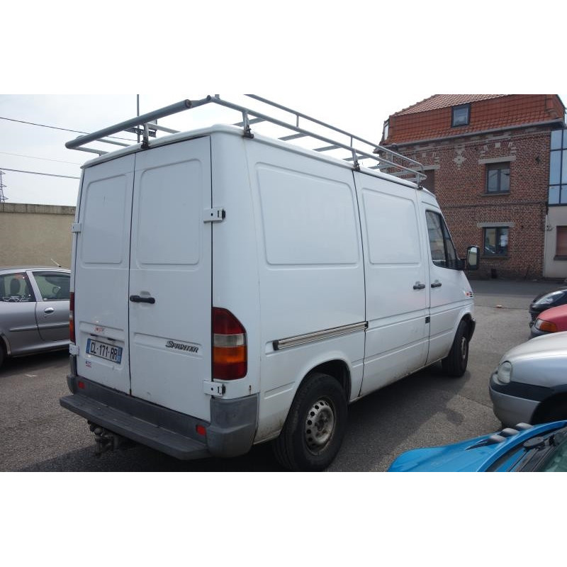 Crosse arriere gauche MERCEDES SPRINTER 1 Photo n°5