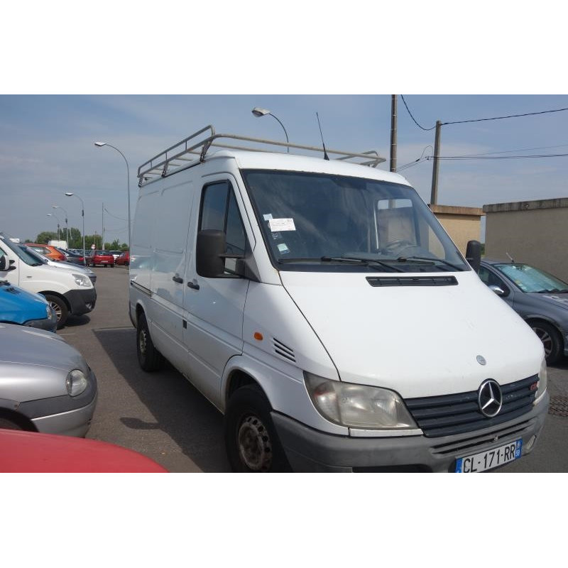 Crosse arriere gauche MERCEDES SPRINTER 1 Photo n°8