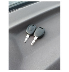 Crosse arriere gauche RENAULT MASTER 2
