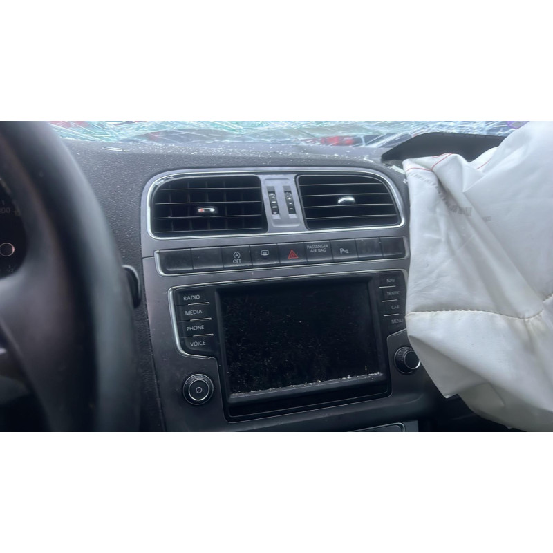 Bouton de coffre VOLKSWAGEN POLO 5 Photo n°5
