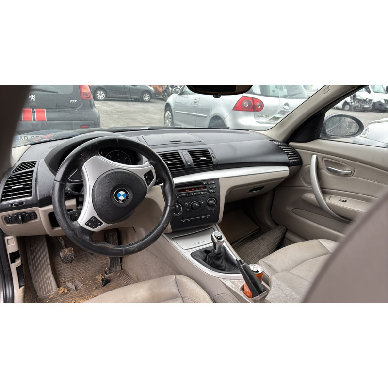 Aile avant droit BMW SERIE 1 E87 Photo n°17