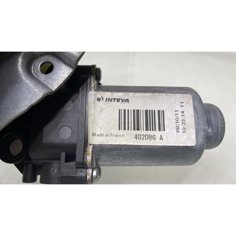 Leve vitre electrique avant droit RENAULT KANGOO 2 Photo n°8