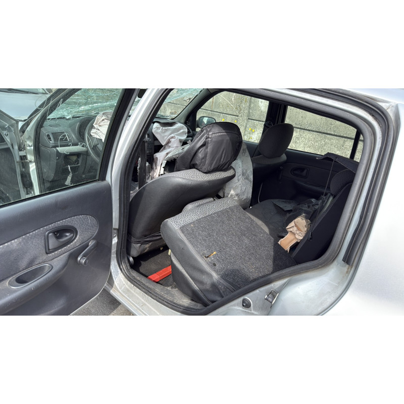 Poignee interieur avant droit RENAULT CLIO 2 CAMPUS Photo n°10