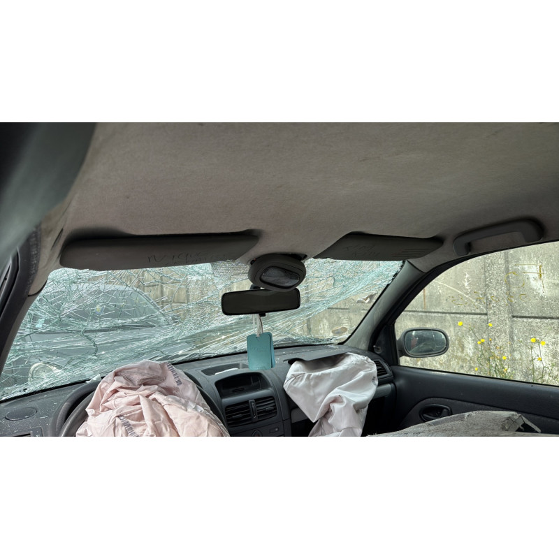 Poignee interieur avant droit RENAULT CLIO 2 CAMPUS Photo n°13