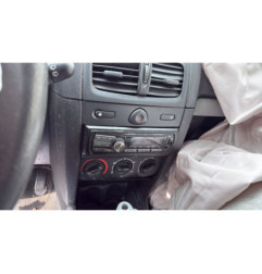 Poignee interieur avant droit RENAULT CLIO 2 CAMPUS