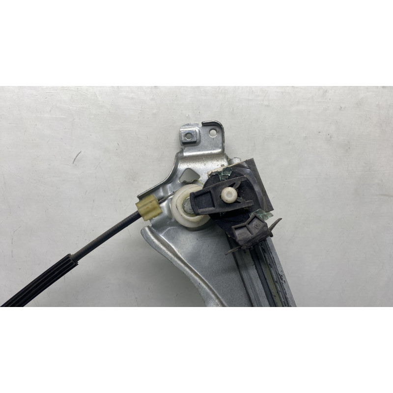Leve vitre electrique avant droit RENAULT CLIO 3 Photo n°6