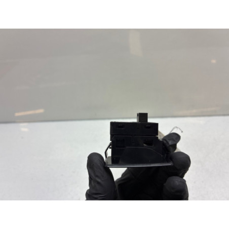 Interrupteur de leve vitre arriere gauche BMW SERIE 1 F20