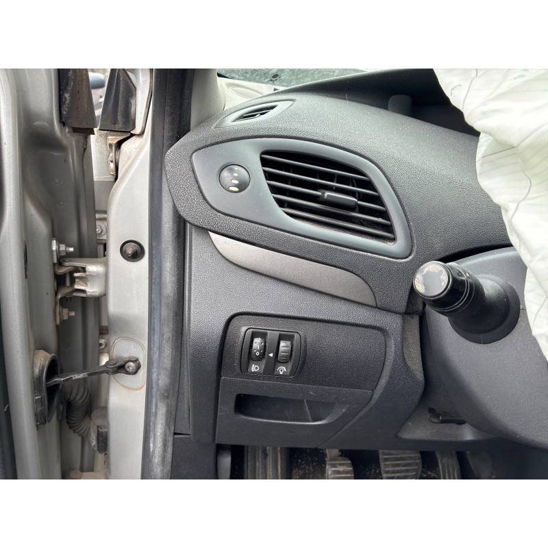 Aile avant gauche RENAULT SCENIC 3 Photo n°19