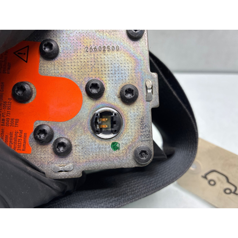 Pretensionneur de ceinture avant gauche TOYOTA YARIS 2 Photo n°2