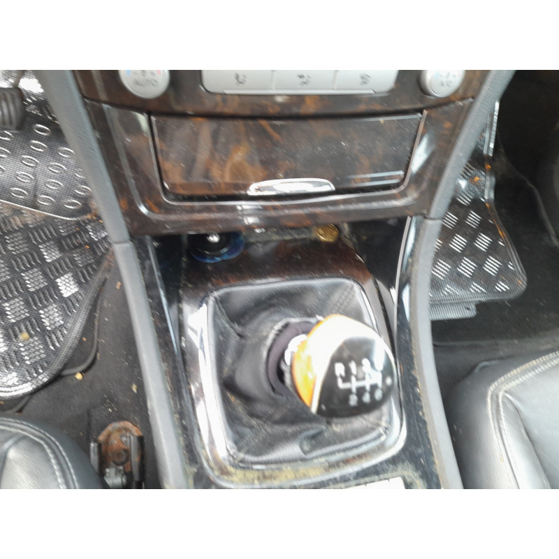 Pare boue avant droit FORD MONDEO 3 Photo n°12