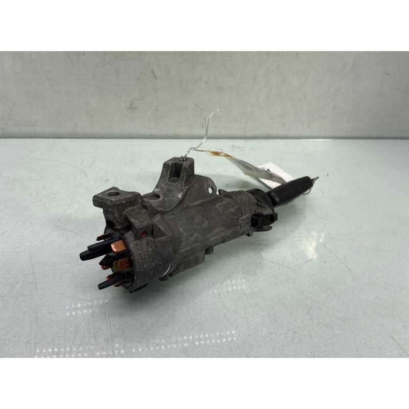 Neiman VOLKSWAGEN PASSAT 4 Photo n°1