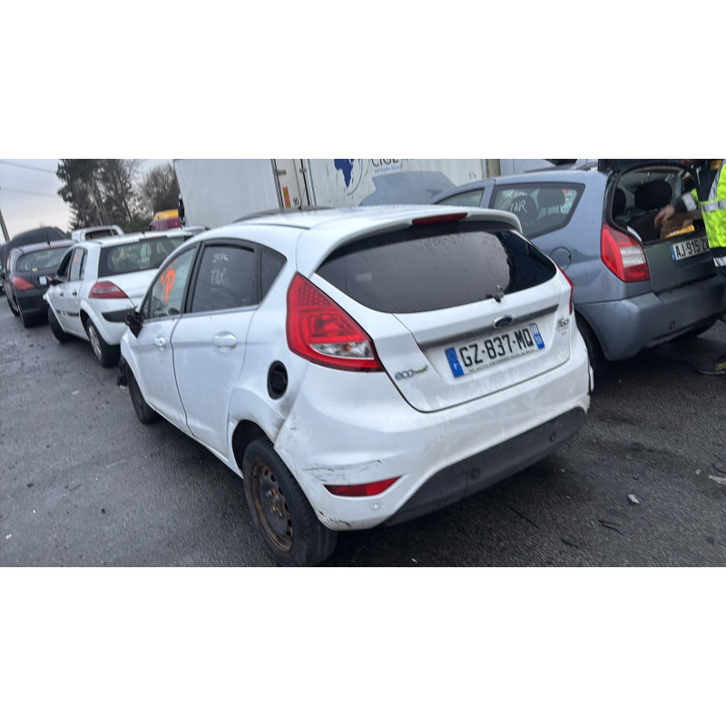 Poignee porte avant gauche FORD FIESTA 6 Photo n°10