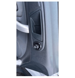 Poignee porte avant gauche FORD FIESTA 6