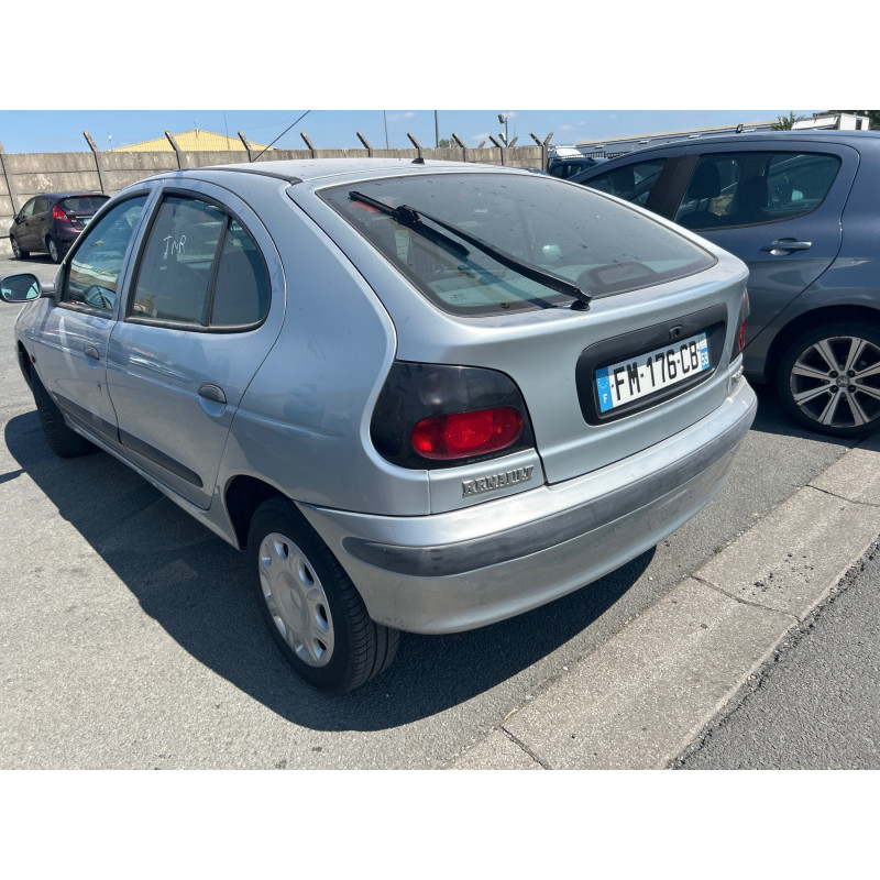 Neiman RENAULT MEGANE 1 Photo n°13
