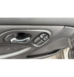 Serrure avant gauche FORD MONDEO 1