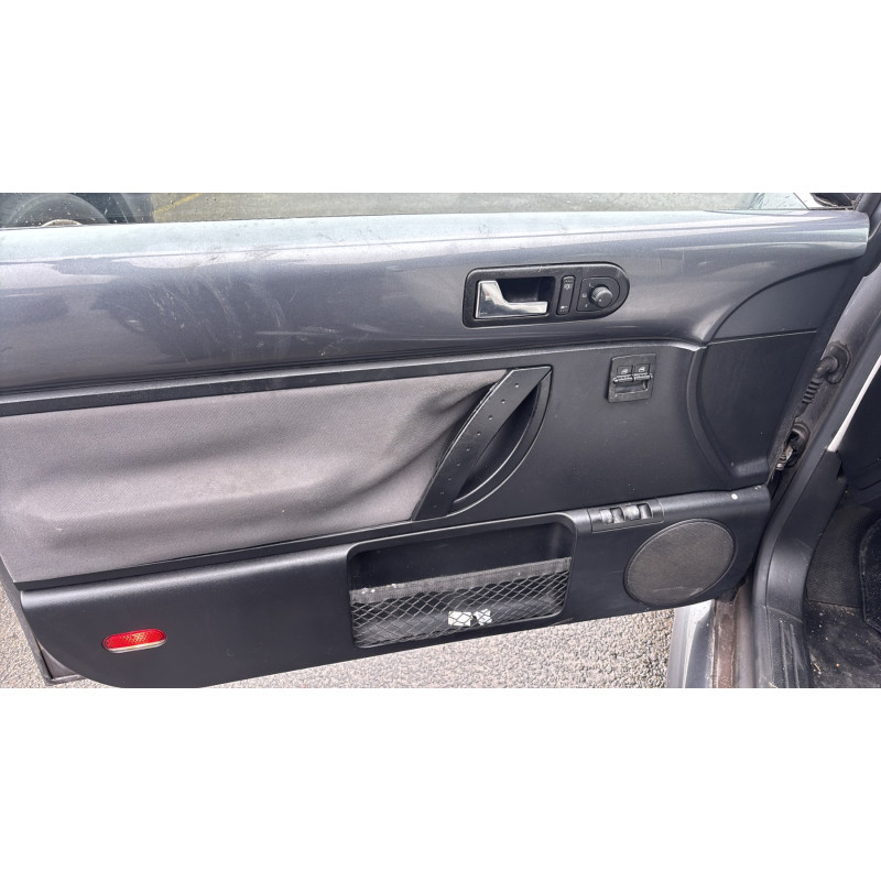 Vitre avant droit VOLKSWAGEN NEW BEETLE 1 Photo n°12