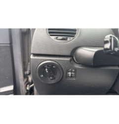 Vitre avant droit VOLKSWAGEN NEW BEETLE 1