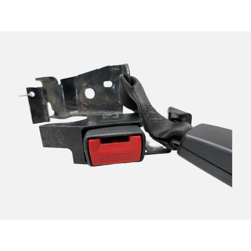 Attache ceinture arriere gauche RENAULT CLIO 3 Photo n°3