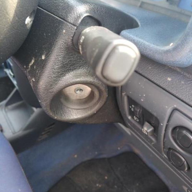 Porte avant droit CITROEN BERLINGO 1 Photo n°16