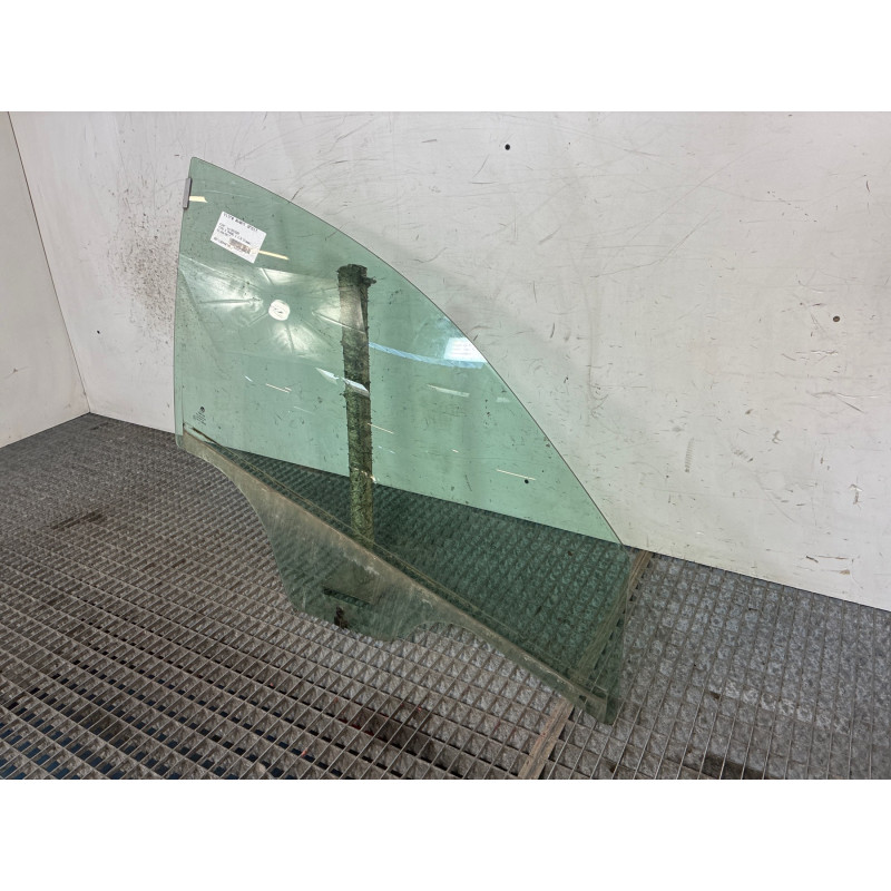 Vitre avant droit FIAT TIPO 2 Photo n°2