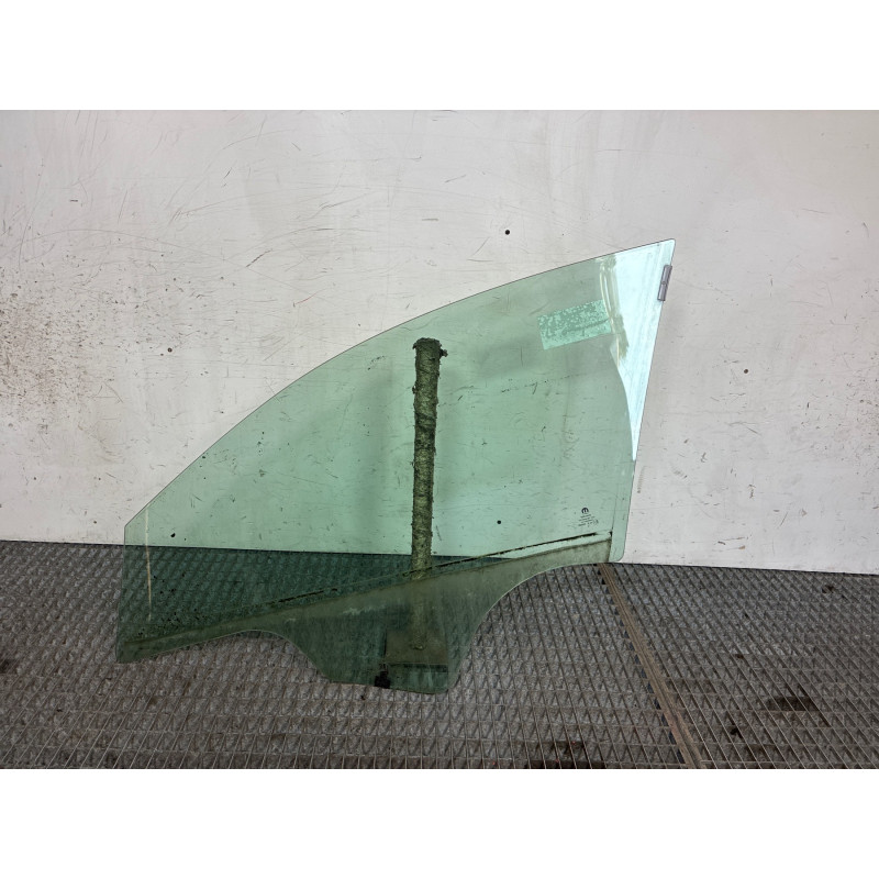 Vitre avant droit FIAT TIPO 2 Photo n°3